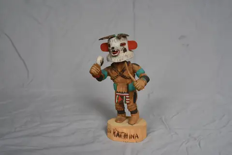 Marafado figure, front view